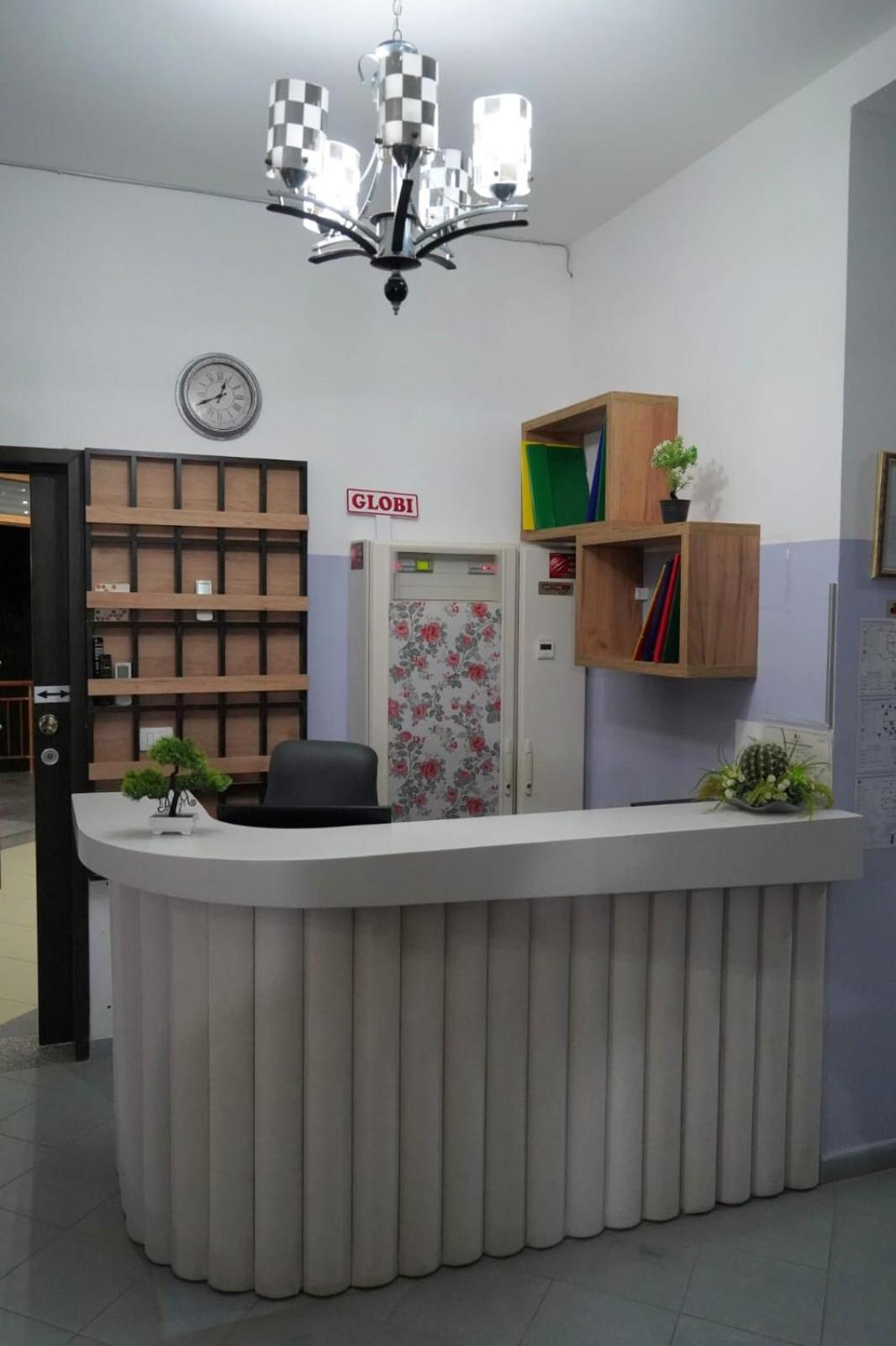Hotel Restaurant Globi Velipojë 外观 照片