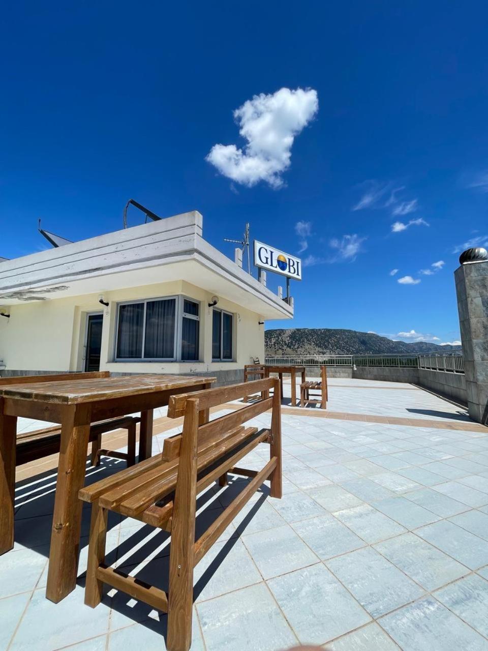 Hotel Restaurant Globi Velipojë 外观 照片