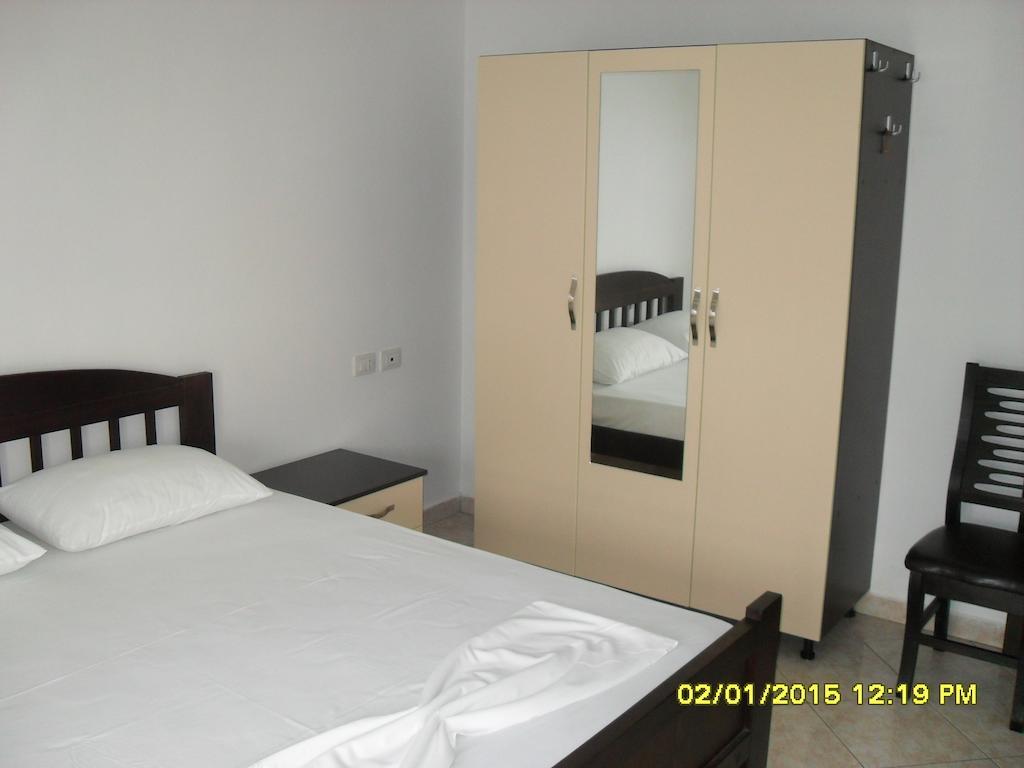 Hotel Restaurant Globi Velipojë 外观 照片